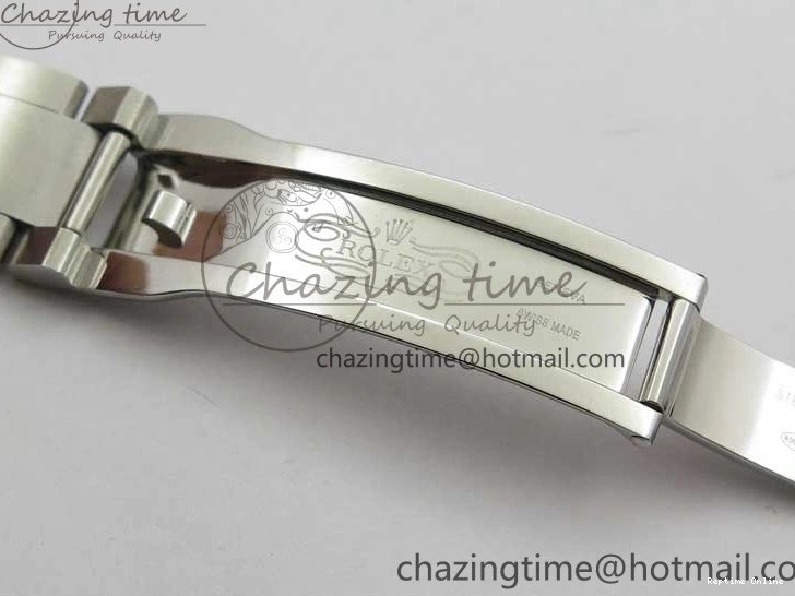 1226 Casual Oyster Perpetual 41mm 124300 EWF Best Edition Red Dial on SS Bracelet A 2856